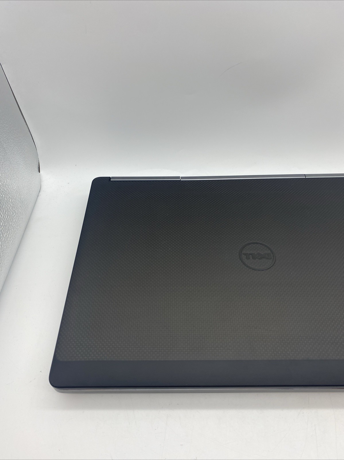DELL Precision 7720 17.3 Laptop Xeon 3.10 GHZ E3-1535M 32GB RAM 1TB SSD (L33)