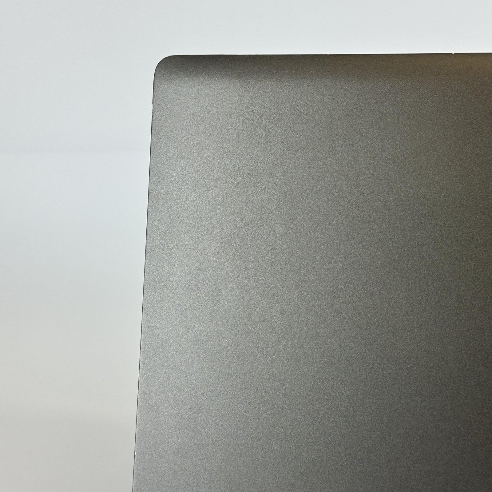 LG Gram 15 2021 Silver FHD i5-1135G7 2.40GHz 16GB 256GB SSD Good WHITE SPOT