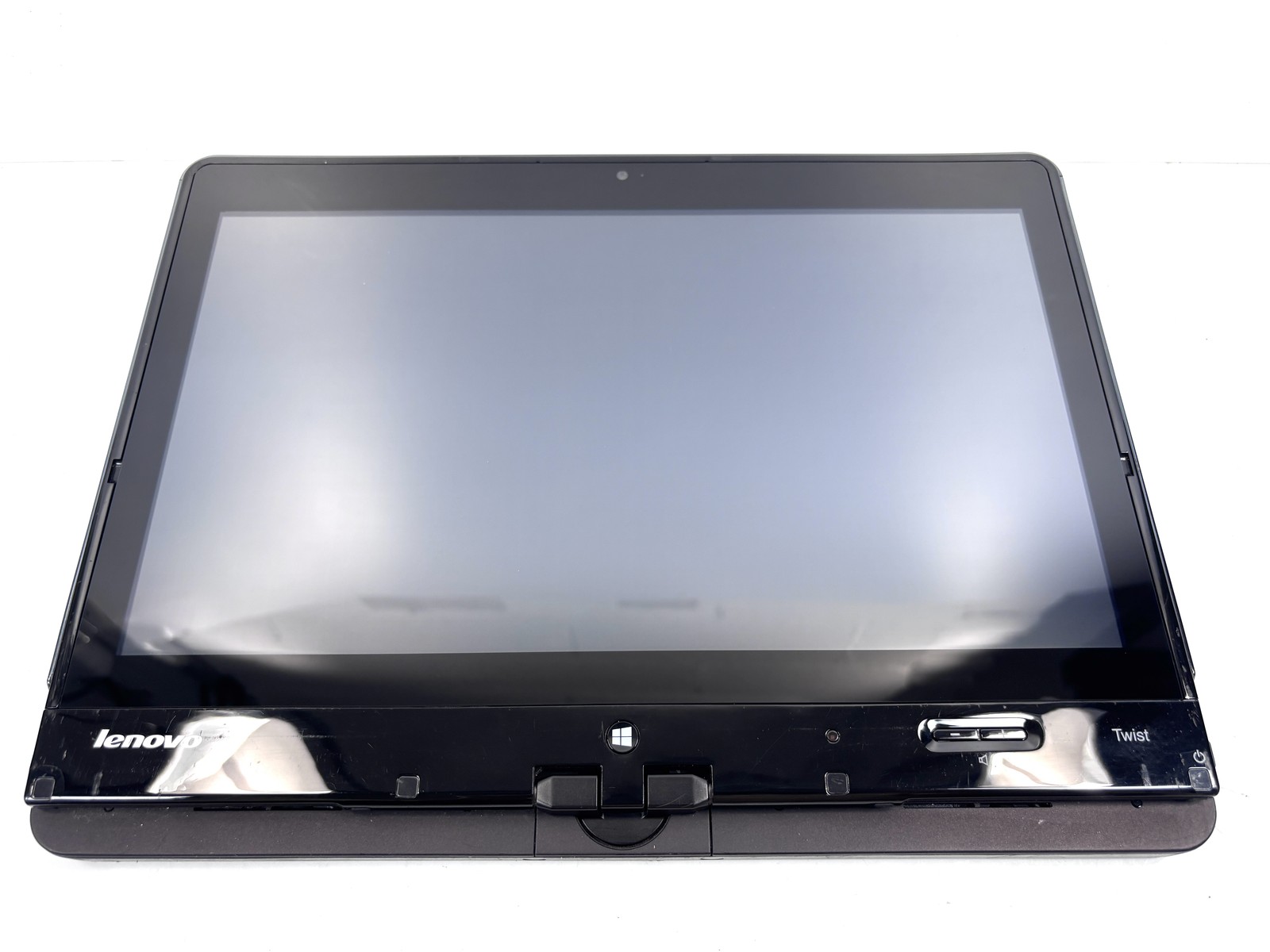 Lenovo ThinkPad Twist S230u – 12.5″ HD Touch, 1.8GHz i3, 4GB RAM