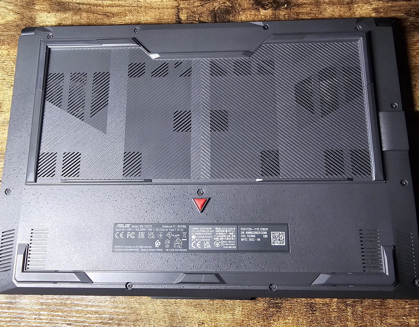 ASUS TUF Dash F15 2022 15.6″ (512GB SSD, Intel Core i7 12th Gen., 4.70 GHz,…