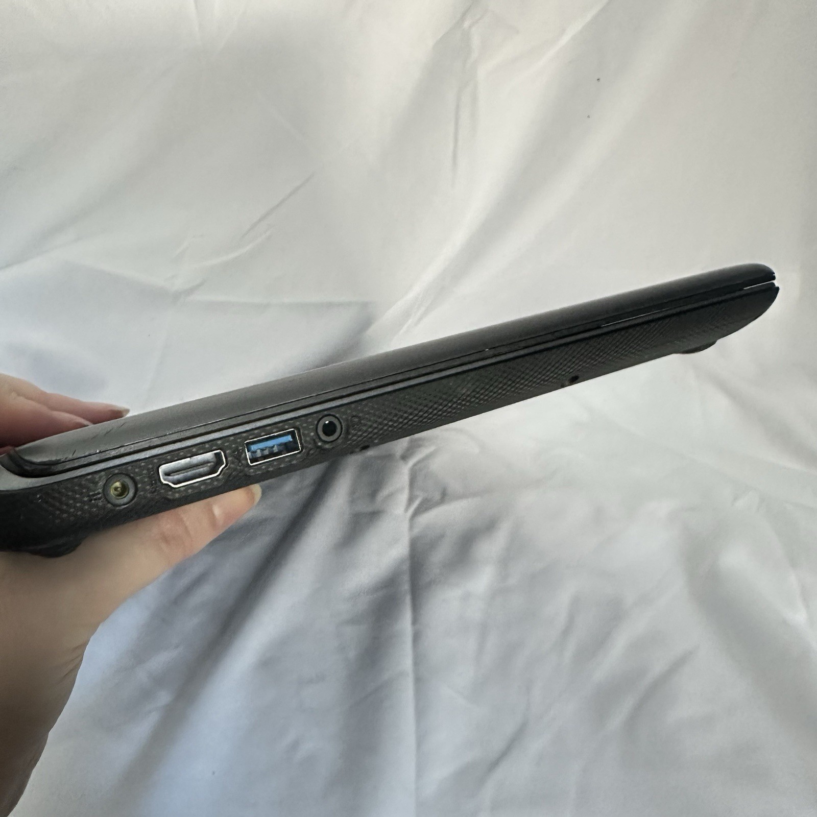 Acer Chromebook 15 – CB3-532 – Model N15Q9 – Celeron – 4GB RAM – 16GB eMMC Used
