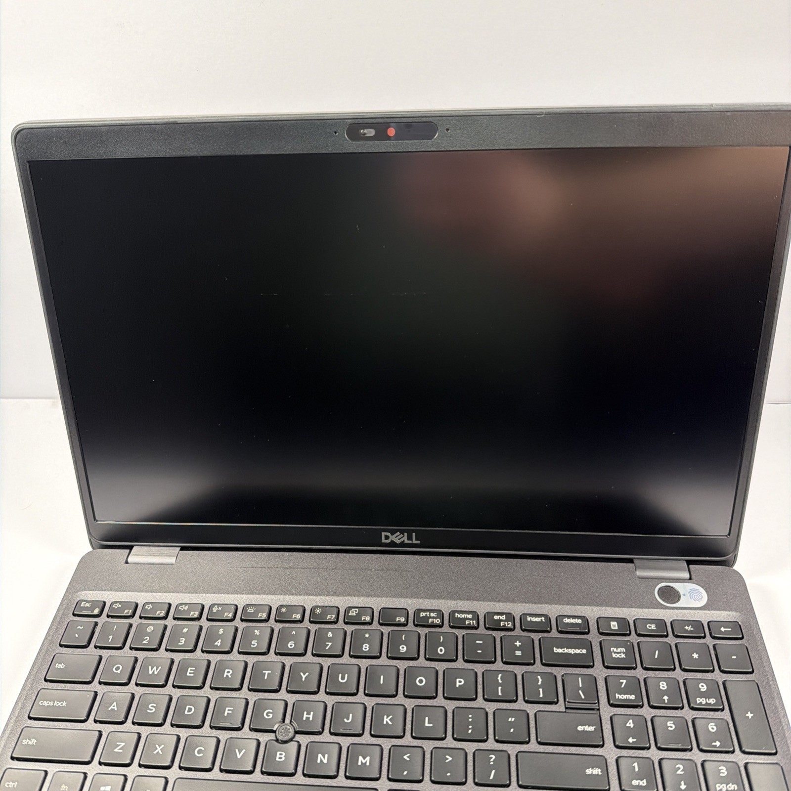 Dell Latitude 5500 15.6″ Intel Core i5-8365U 16GB RAM 256GB NVMe Win11Pro – READ