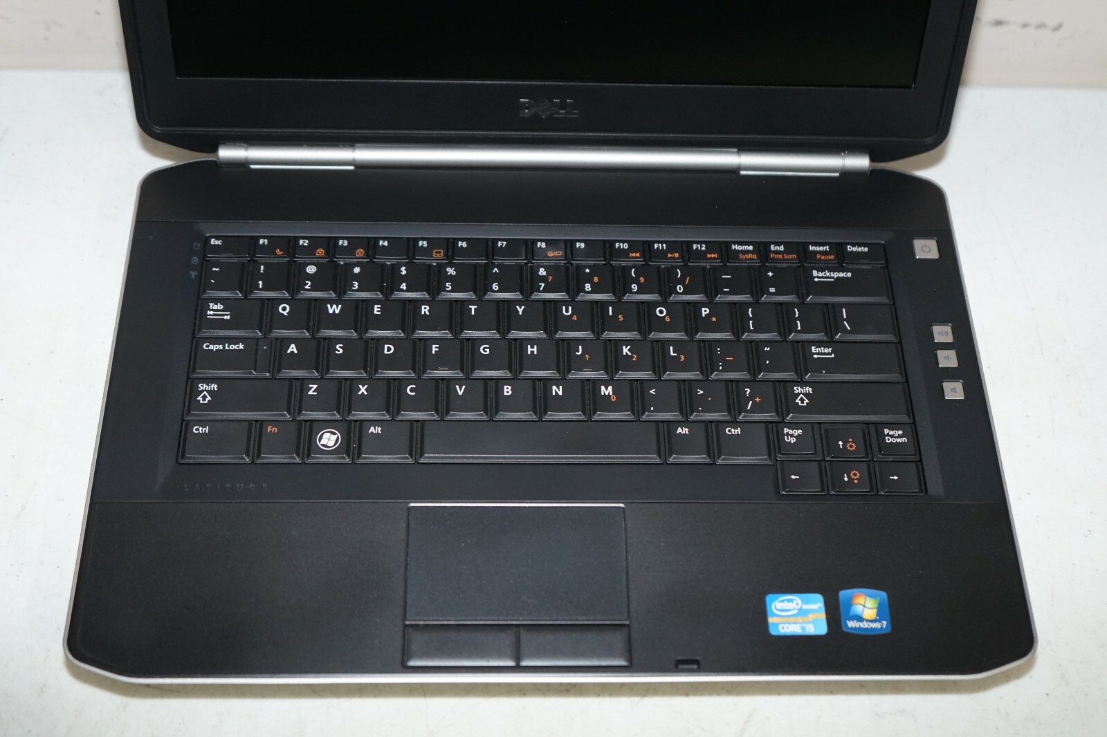 ^ Dell Latitude E5420 14″ Intel Core i5-2520M @ 2.5GHz 2GB RAM No HD #C434
