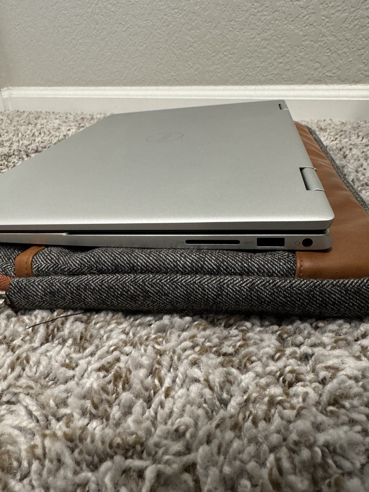 Dell Inspiron 14 7430 – 14.0″ 2-in-1 FHD+ Touch – i7-1355U – 16GB RAM – 1TB SSD