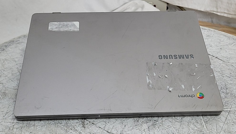 Samsung XE310XBA-K01US Chromebook 4 Celeron N3450 1.1GHz 4GB 32GB SEE NOTES