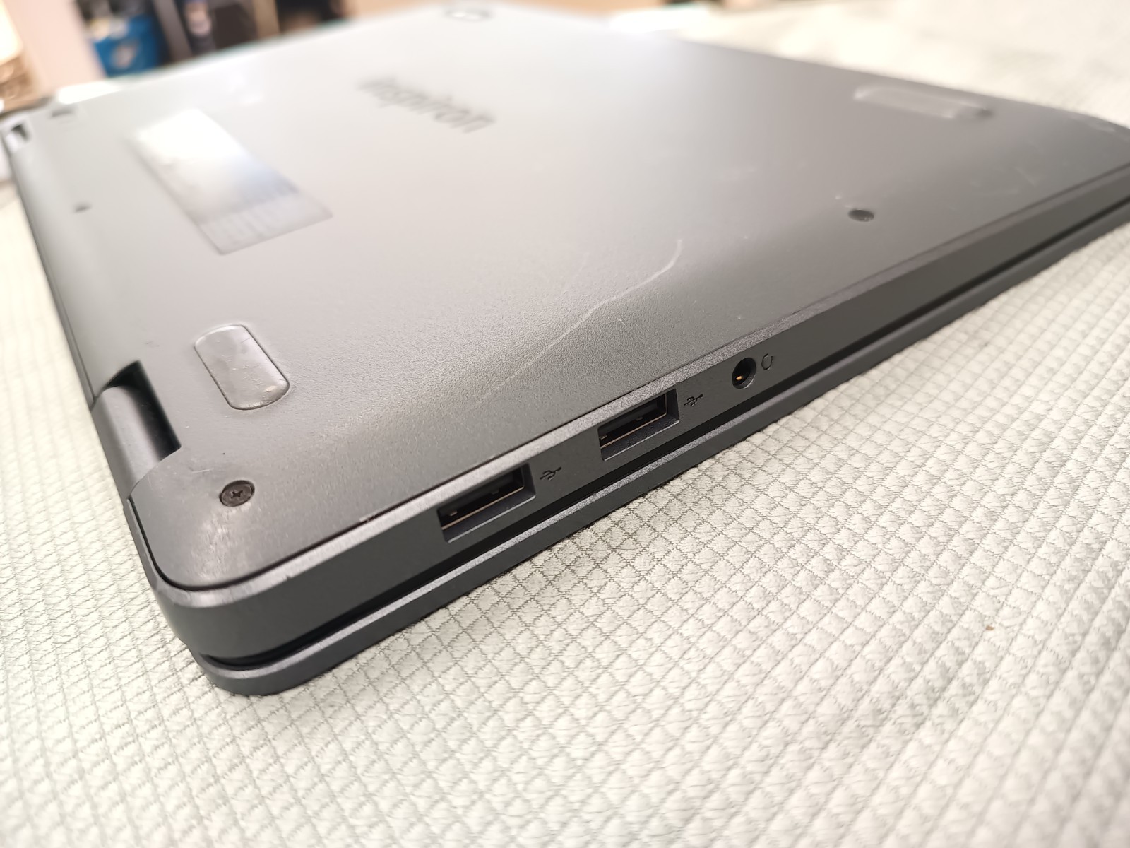 Dell Inspiron 3195 – 11.6″ Touch – AMD A9-9420e 4GB 128GB SSD Laptop AS-IS!