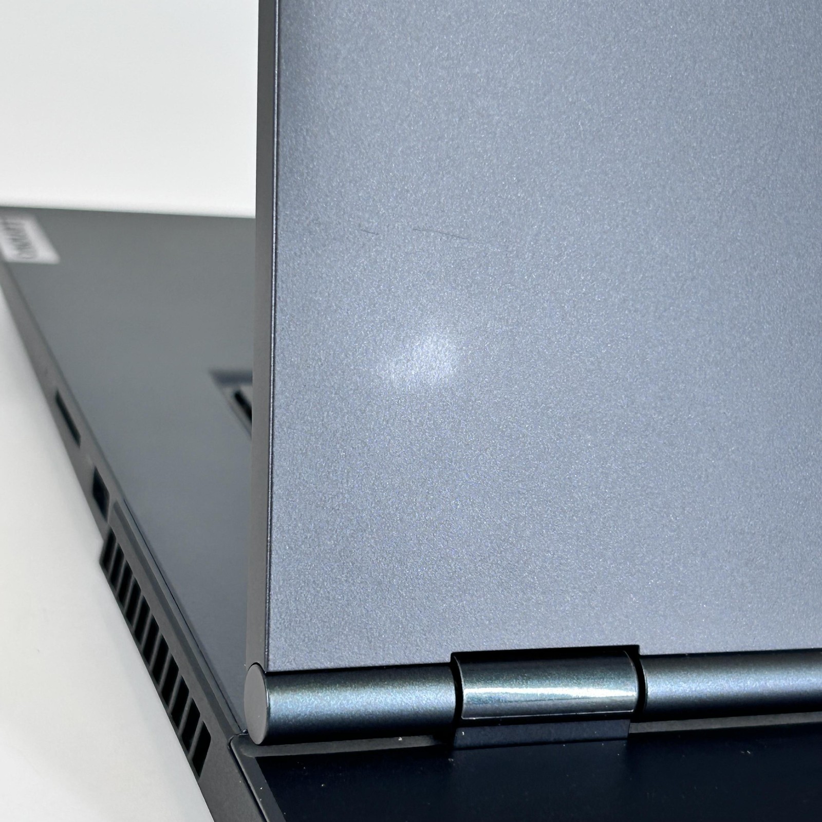 Lenovo Legion 5i 17.3 FHD i7-10750H 2.60GHz 16GB 512GB SSD/1TB HDD GTX 1660 Ti