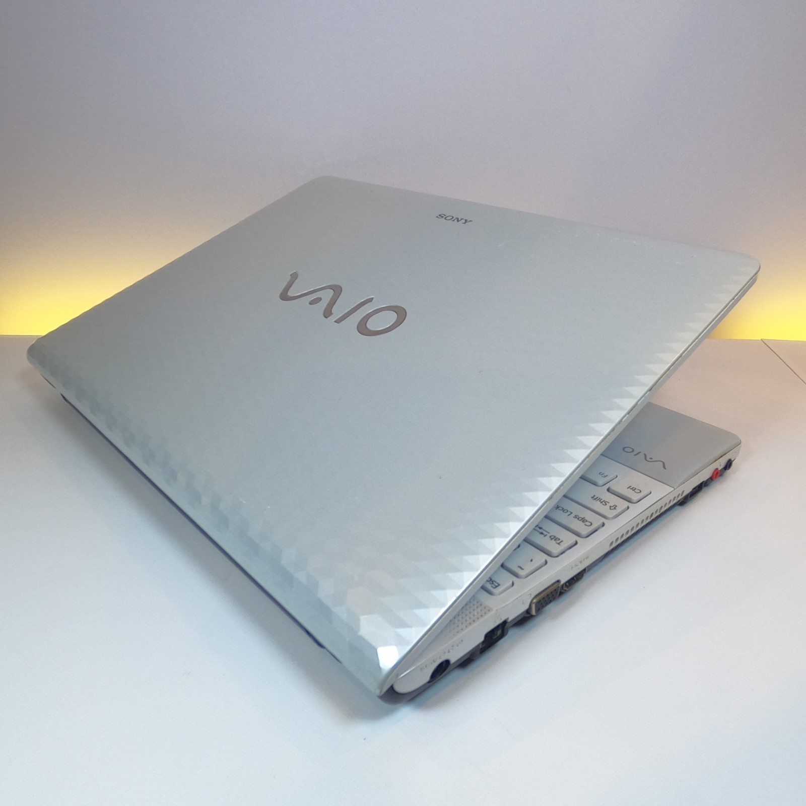 [Full Inspected and English OS PC] Sony VAIO VPCEH39FJ English Keyboard Core i5