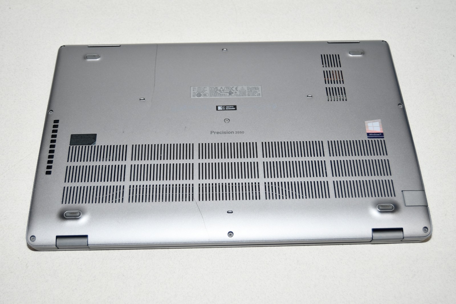 ^ Dell Precision 3550 15.6″ Intel i7-10510U @ 1.80GHz 16GB Ram No HD #X7003