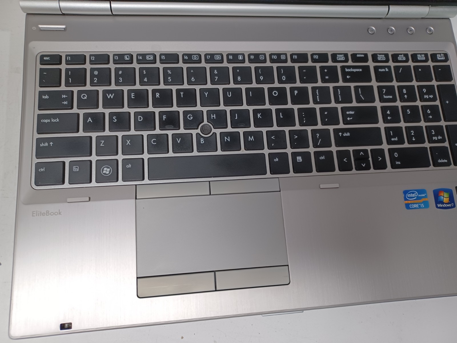 HP EliteBook 8570p | Intel i5-3210M 2.5GHz | NO HDD NO RAM | For Parts / Repair