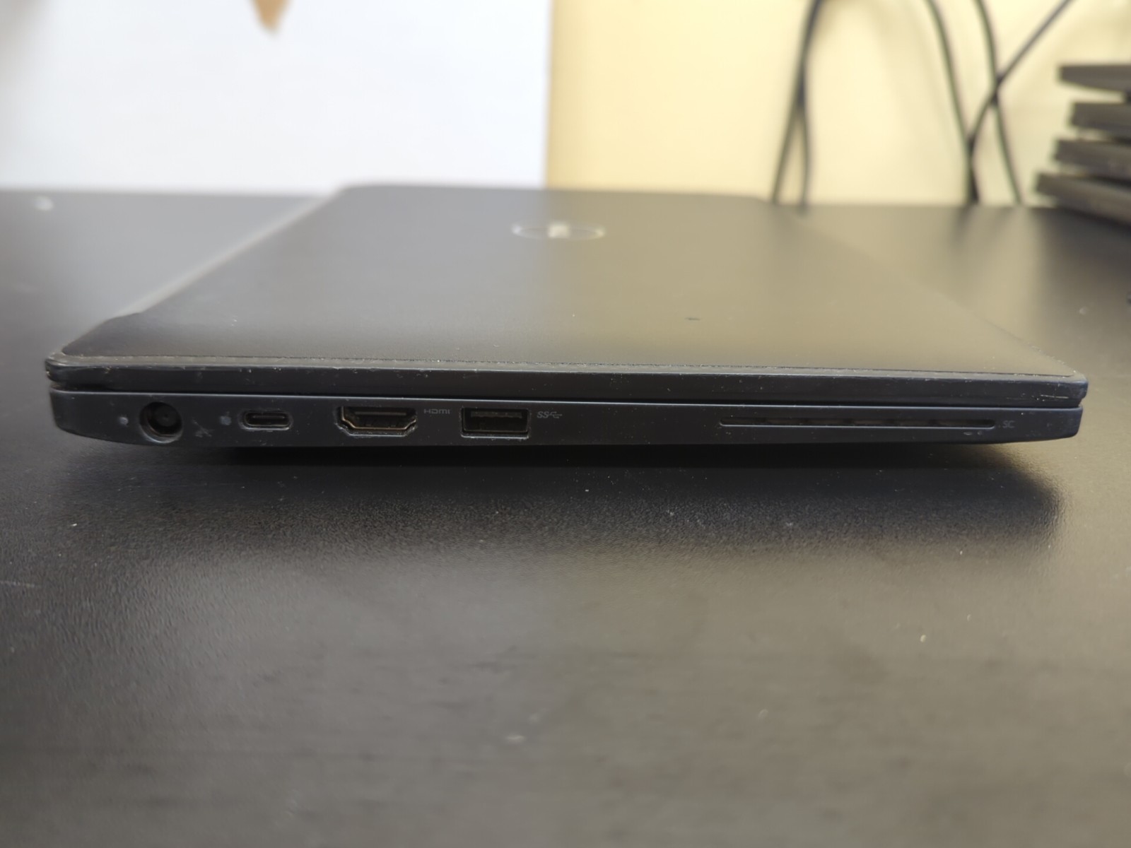Dell Latitude 7280 12.5″ i5-7300U No RAM/SSD For Parts – Read Description