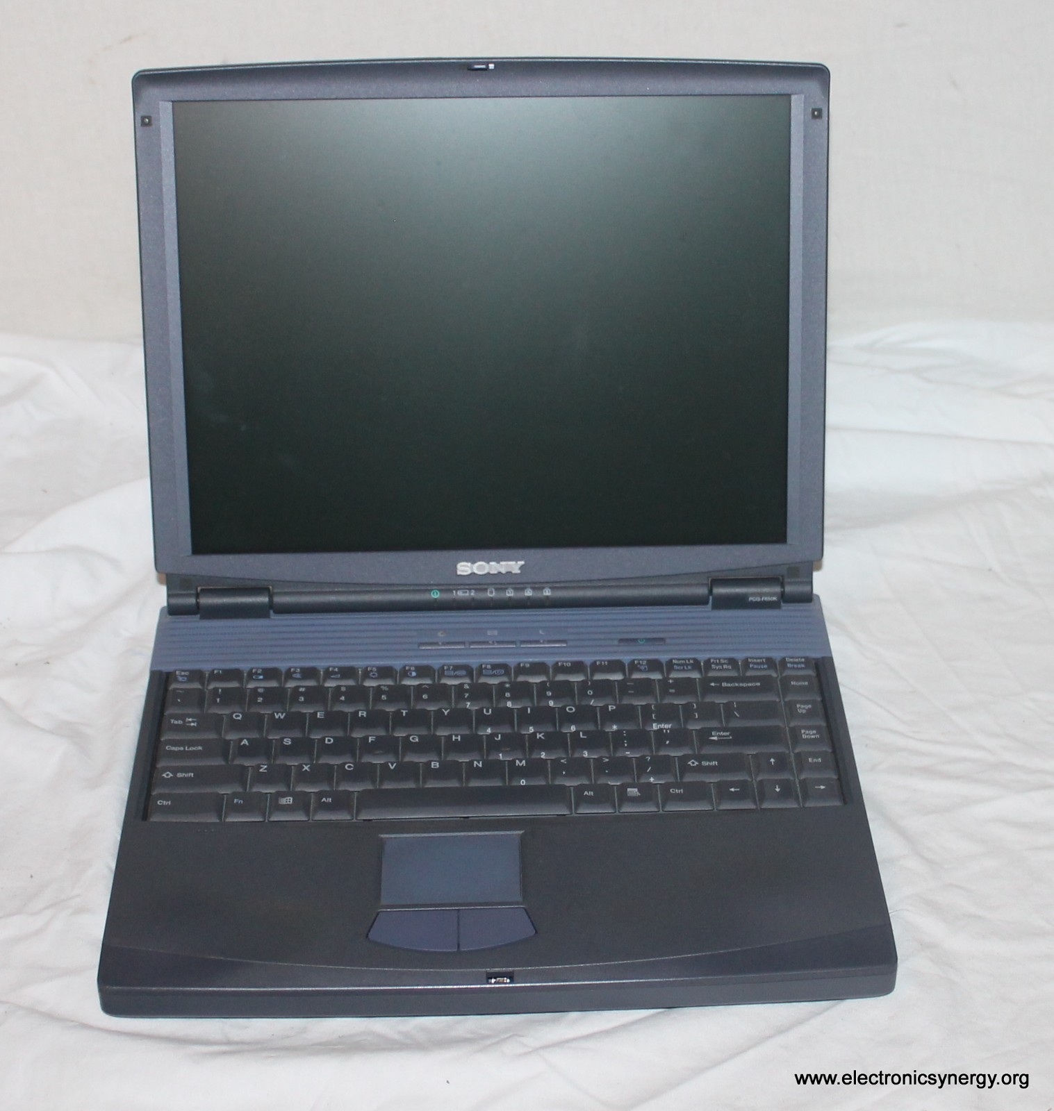 Sony VAIO PCG-F650K Laptop Pentium III 600MHz 256MB RAM 80GB HDD Windows 2000