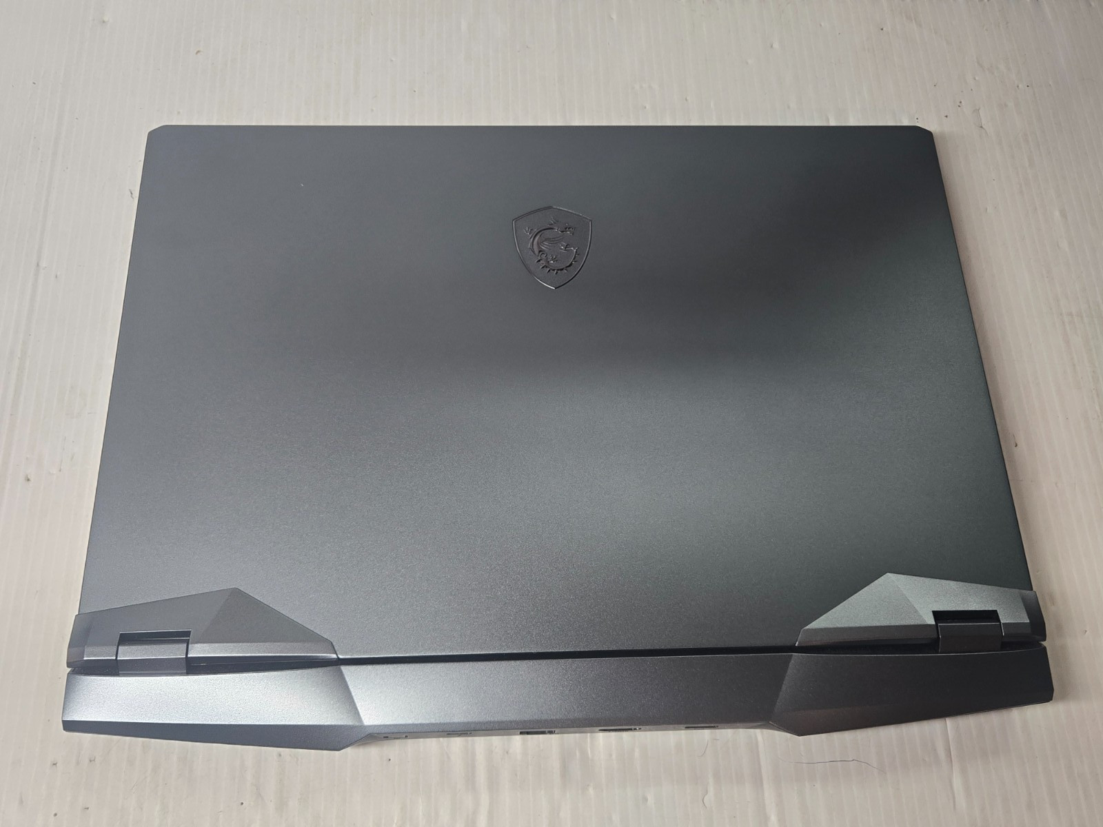 MSI Raider GE66 12UGS-602 15.6- i7-12700H – 3070 Ti – 16gb RAM – 1TB + 512GB SSD