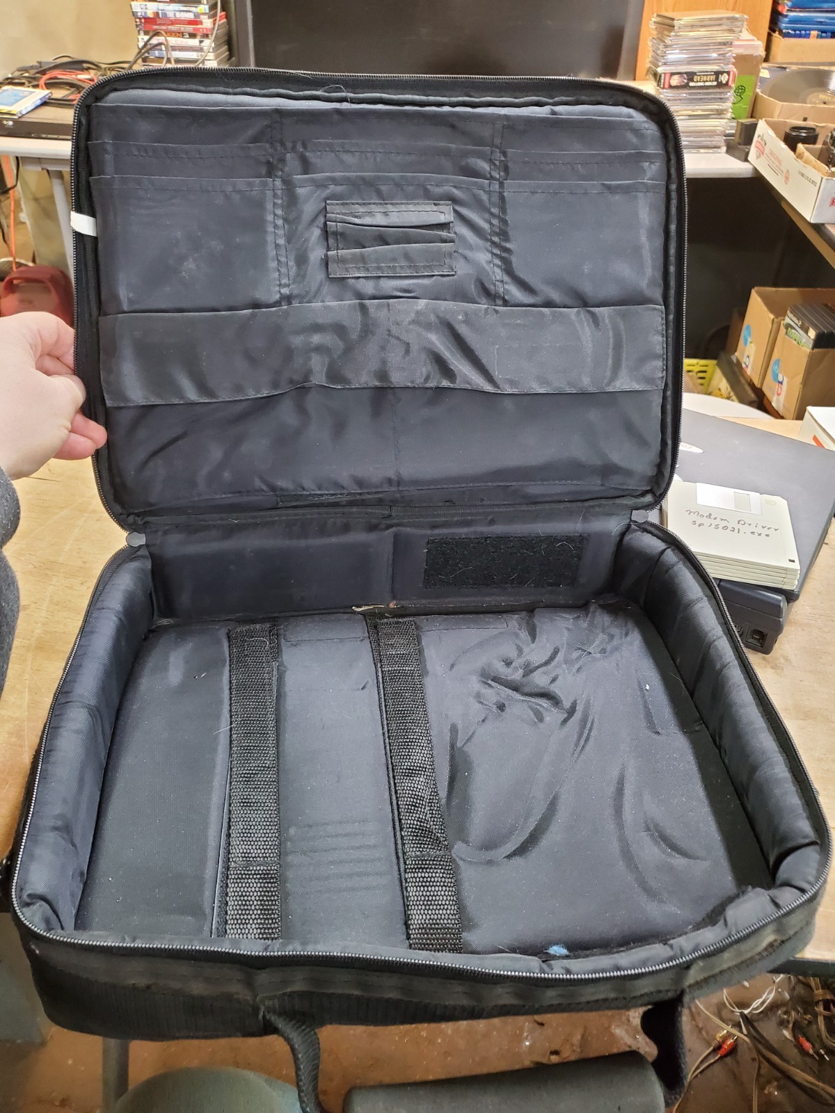 COMPAQ PRESARIO 1694 Windows 98 Laptop for Recovery Repair, DVD Cords Disks Case