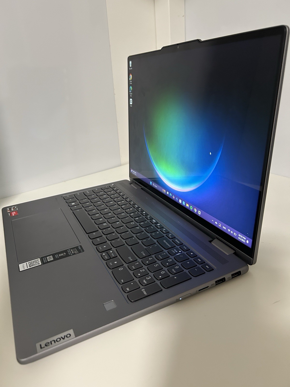 Lenovo Yoga 7i 2-in-1 Laptop 16″ Touchscreen – Used/ Good