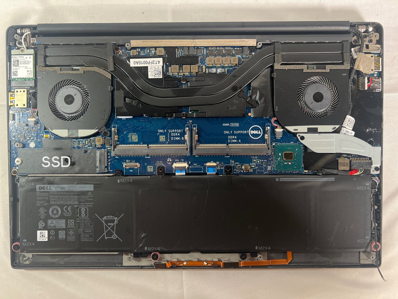 Dell XPS 15 7590 i7-9750H 2.6GHz None No Drive 15.6″ FOR PARTS/REPAIR
