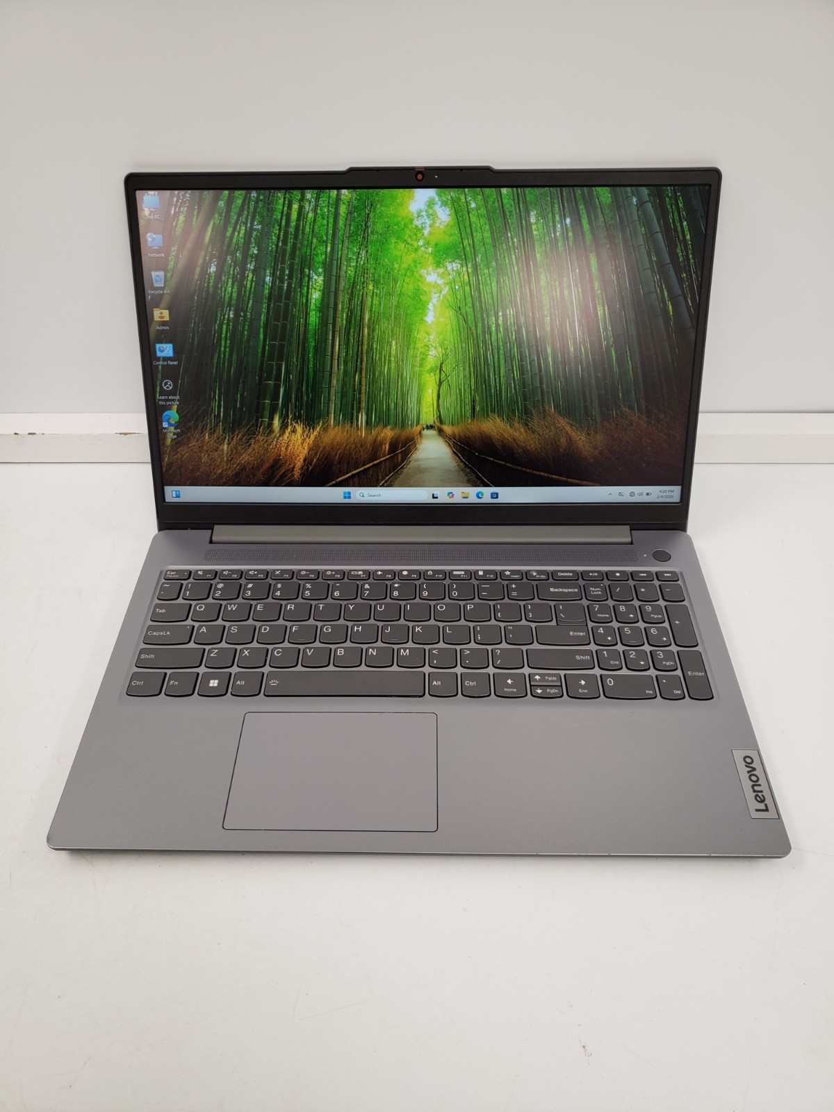 (89928-1) Lenovo IdeaPad Slim 3 15ABR8 Laptop