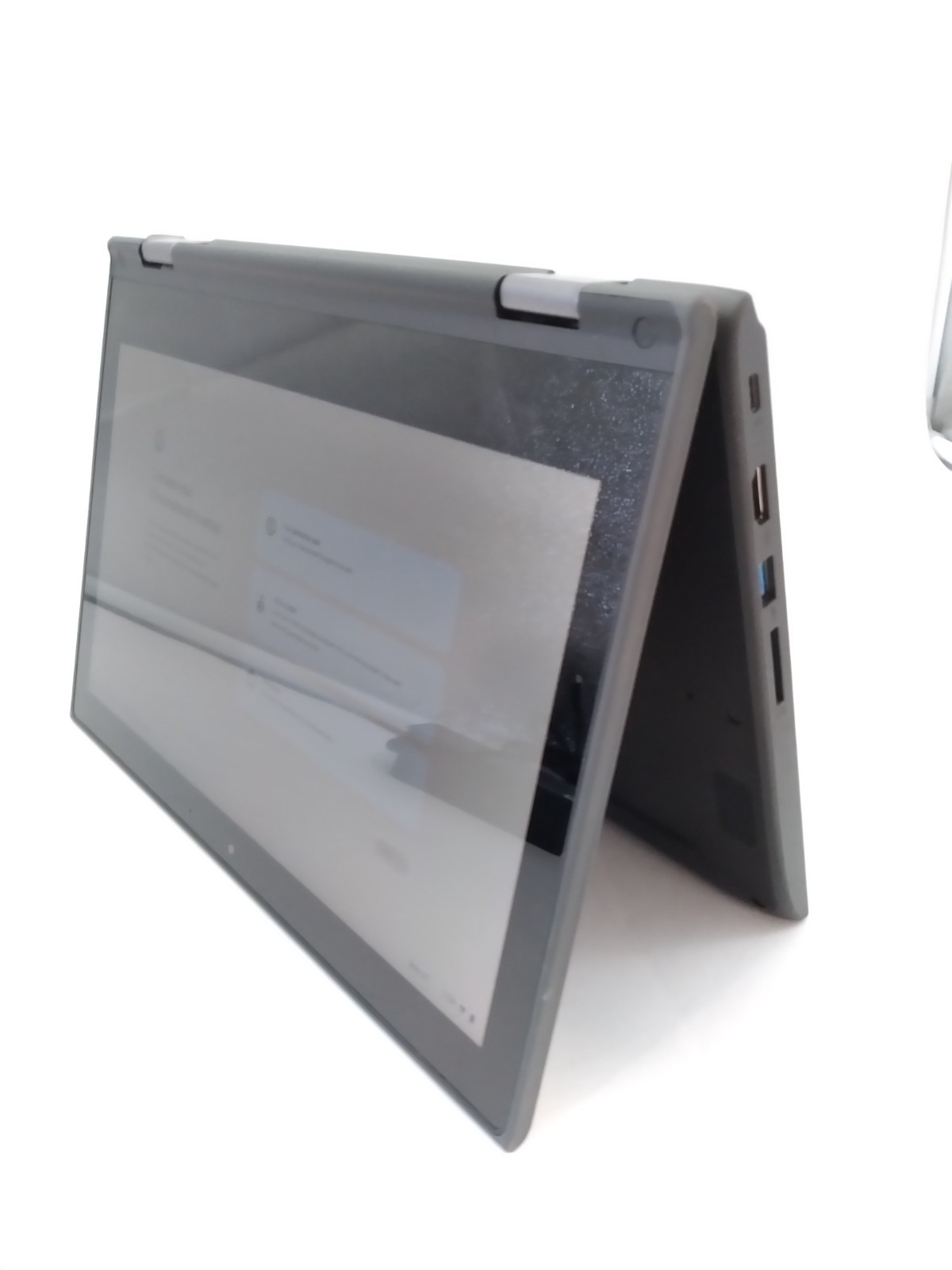 Lenovo Chromebook 300e 2nd Gen 2-in-1 11.6″ 4GB RAM 32GB SSD *Read*