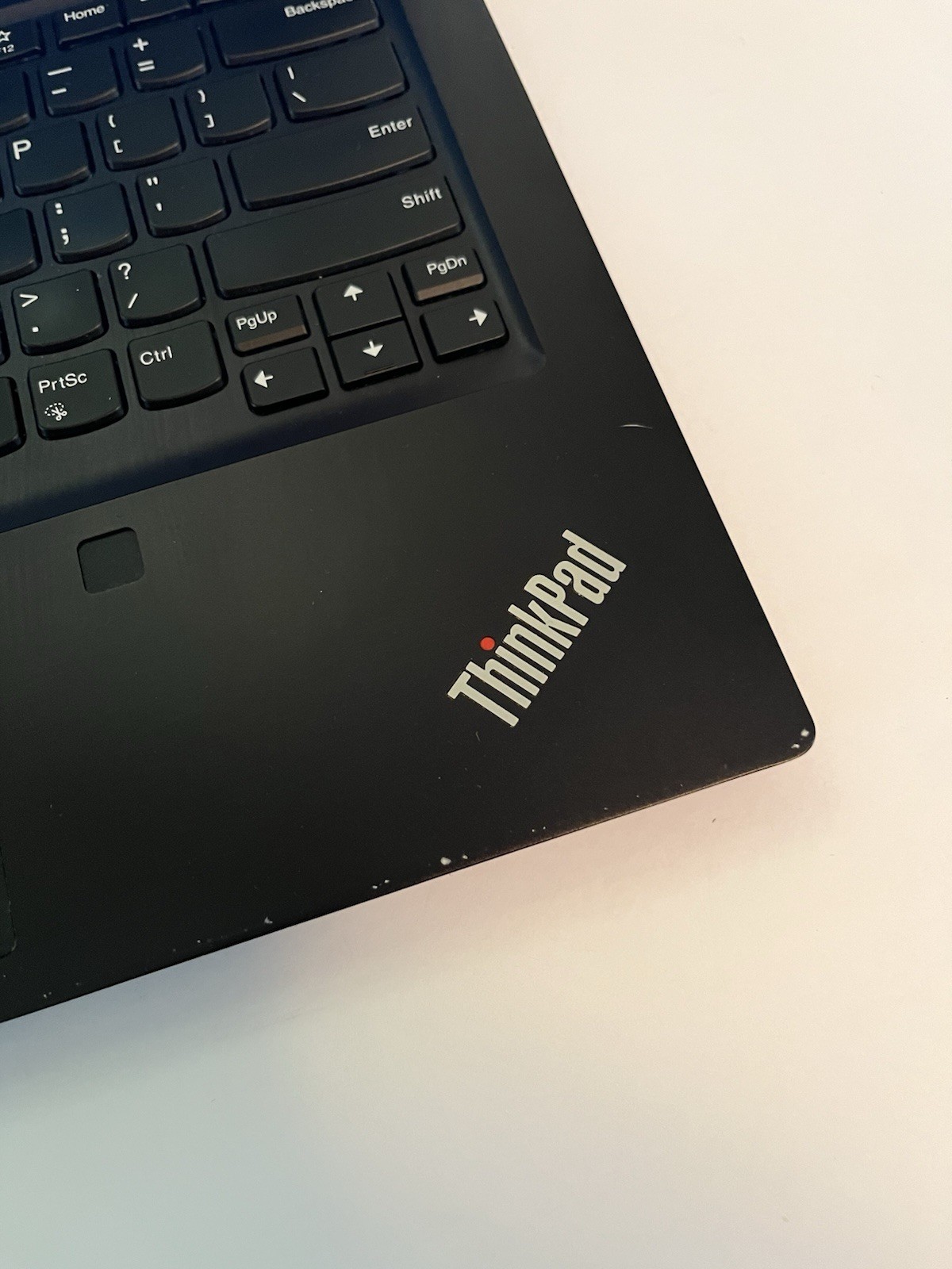 Lenovo ThinkPad T490s i7-8565U @ 1.80GHz 8/256GB 14″ UHD620, see photos #80L