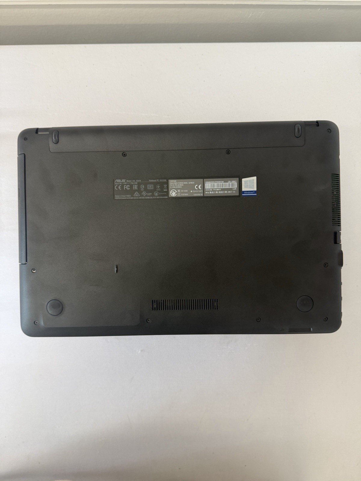 Asus X541N Laptop – Screen Has Lines – Intel Pentium N4200 – Read Des