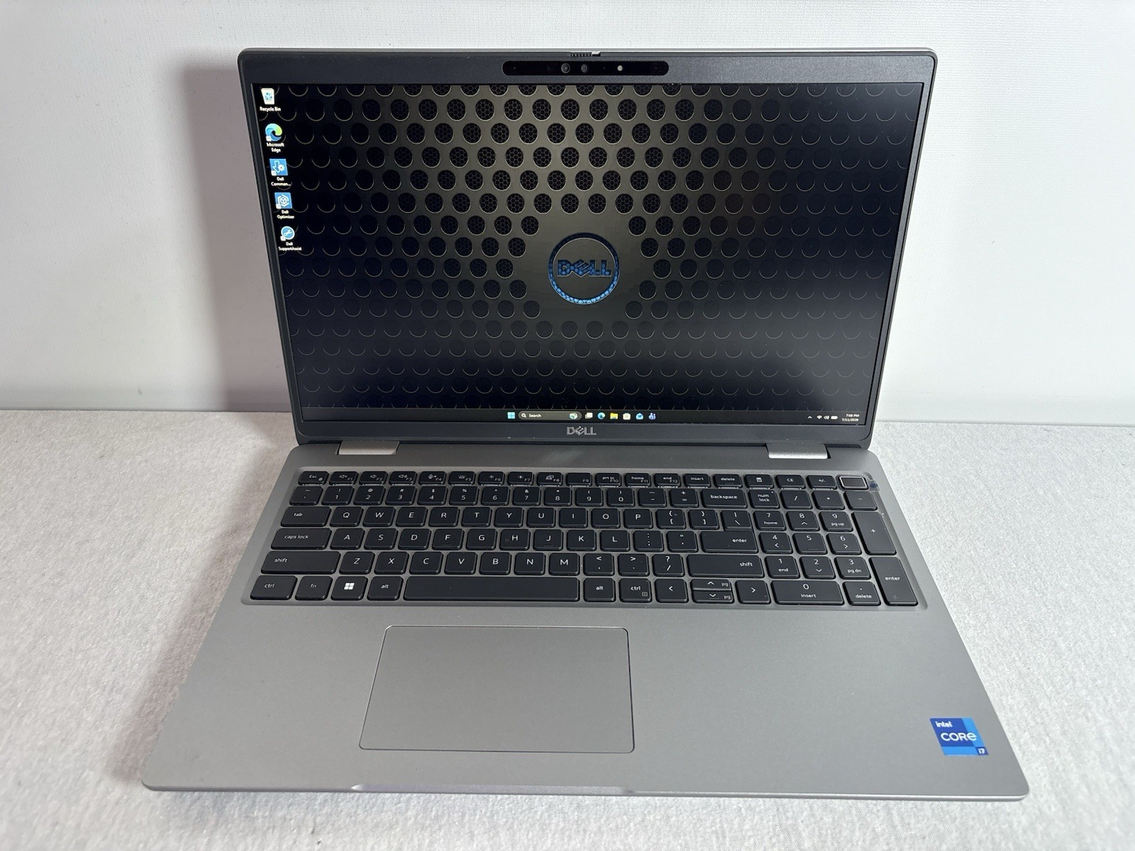 Dell Precision 3581 | CORE i7-13700H @ 2.40GHZ | 512GB SSD | 16GB RAM | W11 Pro