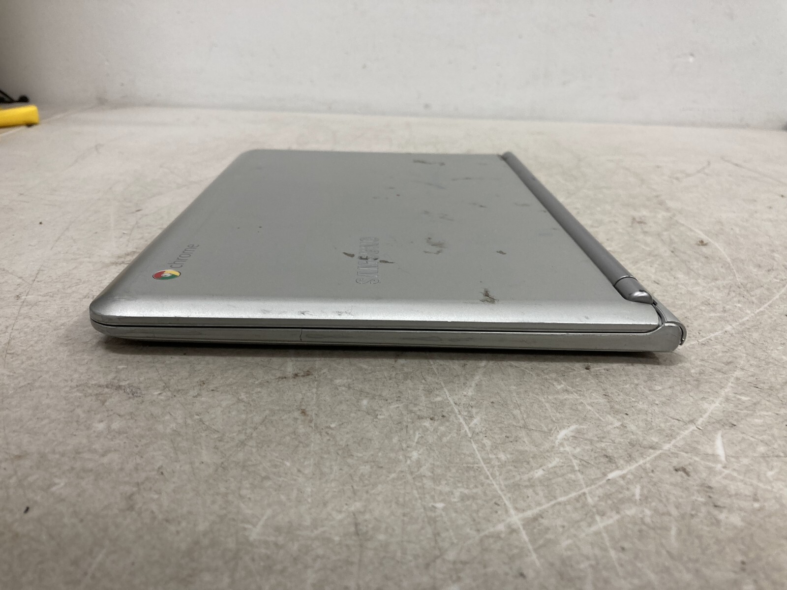Samsung XE303 C12 Chromebook 11.6 Untested