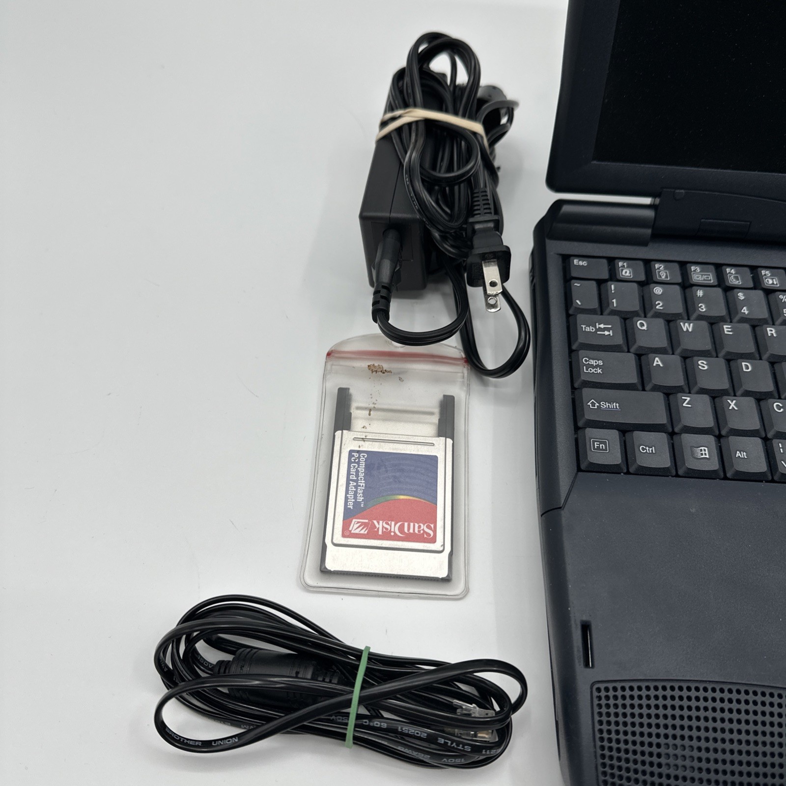 Compaq Presario 1200 Retro Vintage Windows 98 Laptop For Parts Or Repair READ