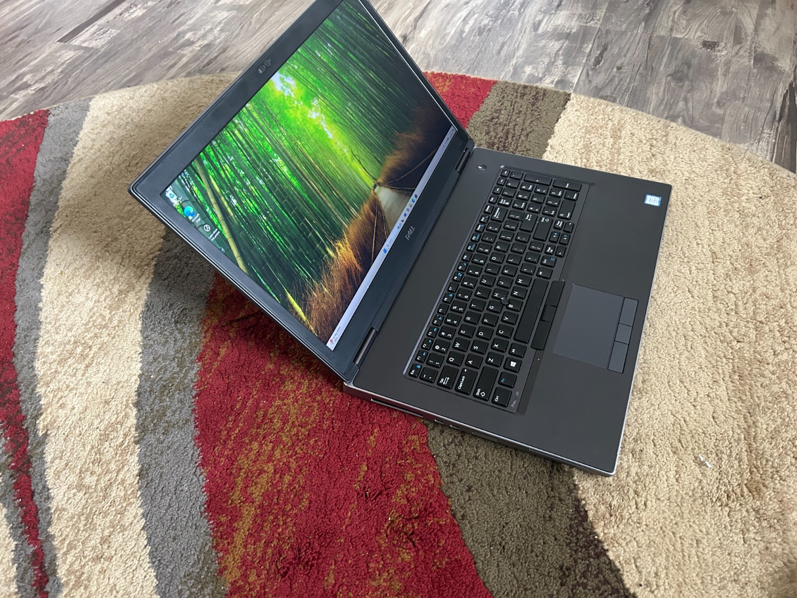 Dell Precision 7740 Laptop 17″ i7-9750H 32GB RAM 512GB AMD Radeon Pro WX3200 W11