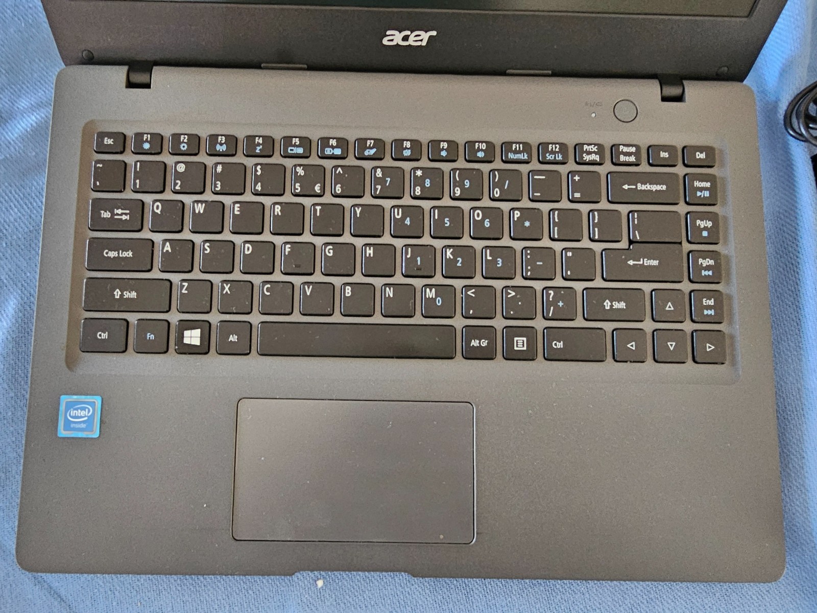 Acer N15V2 14″ Notebook AO1-431 Series With Charger – NO HDD, Works Great – Nice