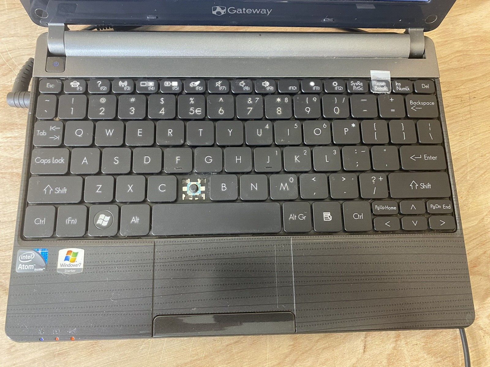 Gateway LT2805U Atom N570@1.66GHz 2/4T / 1GB/ 500GB HDD/ Linux / Bad Battery