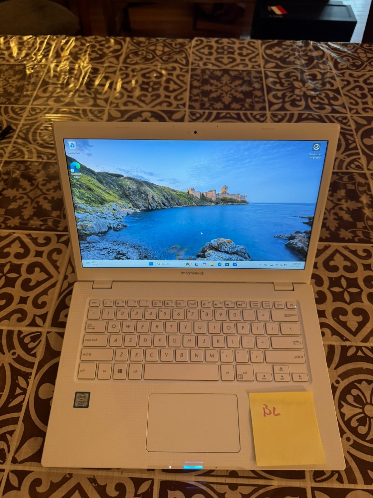 ASUS VivoBook MJ401TA m3-8100Y 4GB 120GB SSD Win10 w/ Charger