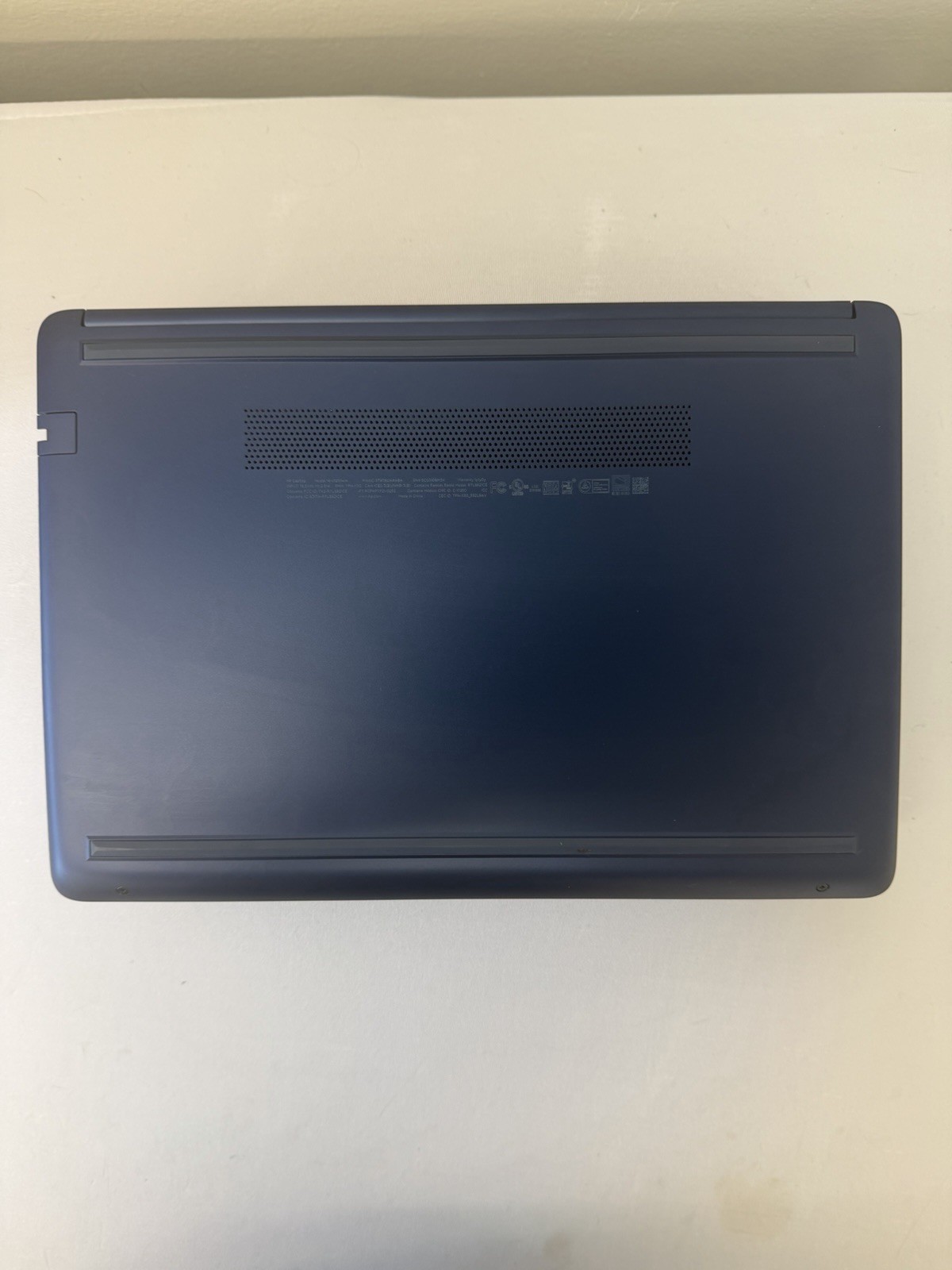 HP Laptop 14-cf2111wm – Good Screen – Intel Celeron N4120 – Read Des