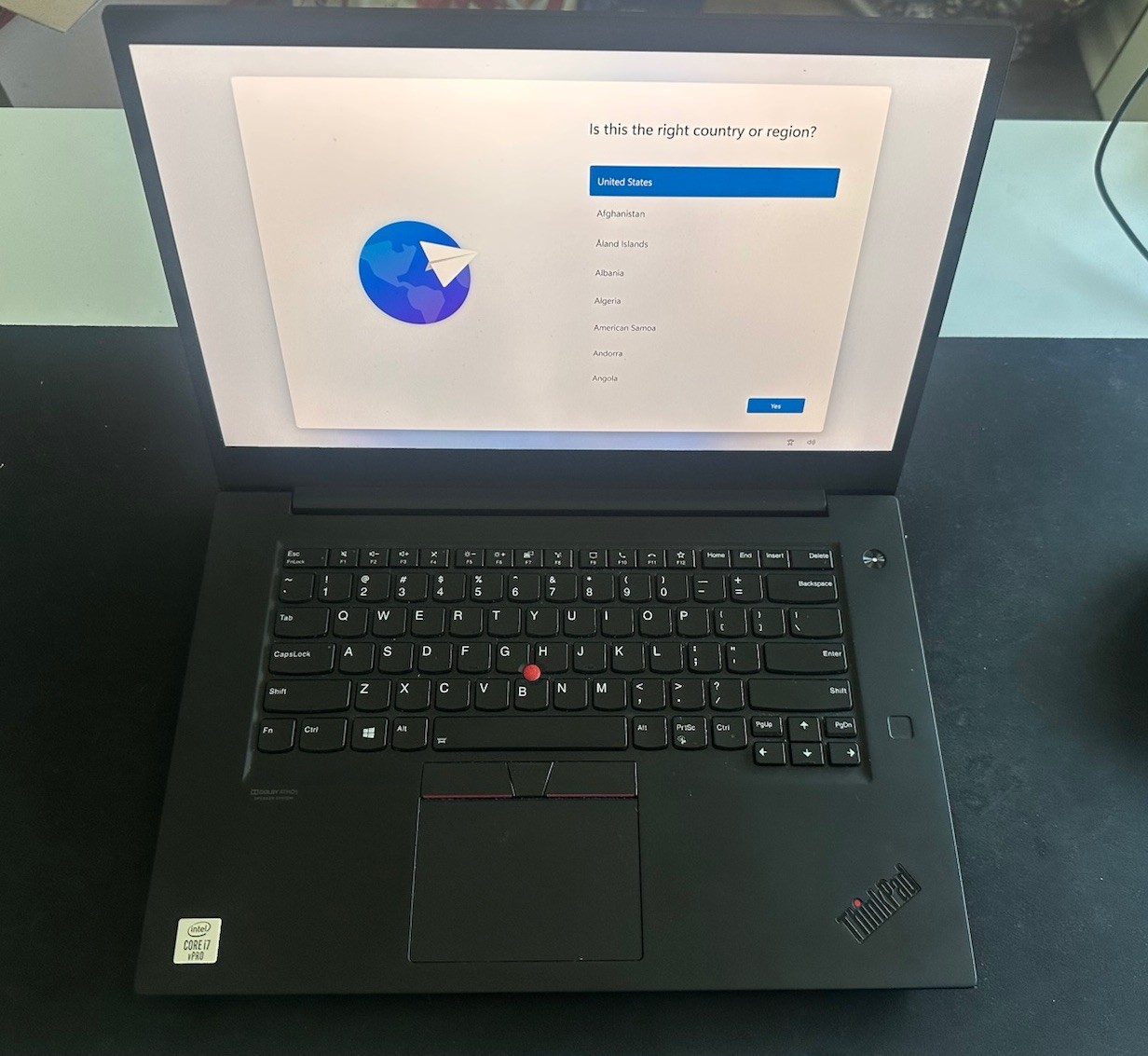 Lenovo ThinkPad X1 Extreme Gen 3 i7-10850H 16GB 256GB SSD GTX 1650 Ti WIN11P