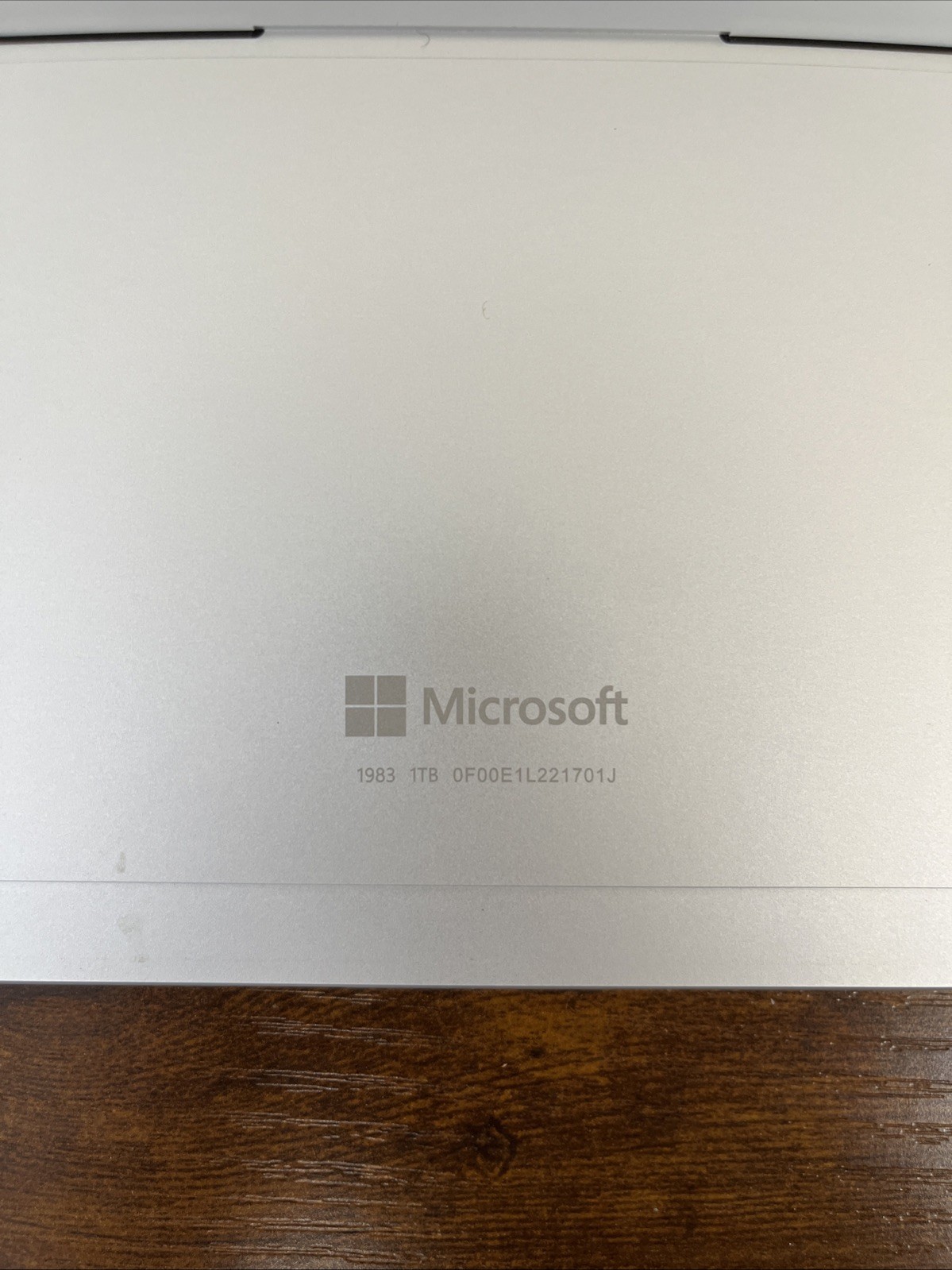 Microsoft Surface Pro 8 13″ i7 32GB Ram 1TB SSD No Power! For Parts!