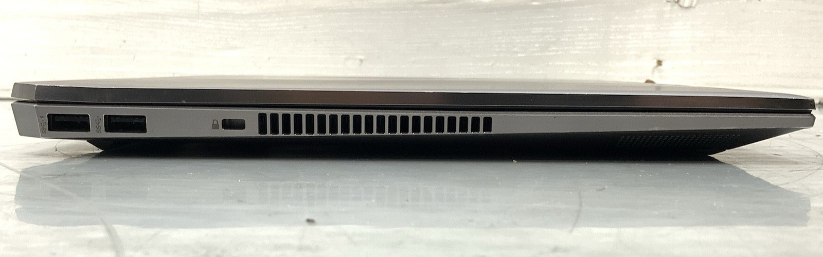 HP ZBook Studio Gen 5 Intel Core i7-8850H 32GB DDR4 512GB NVMe Nvidia P1000 W10P