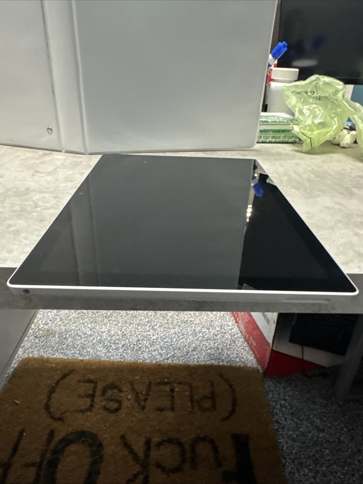 Microsoft Surface Pro 5 Intel Core i5-7300U @ 2.60GHz 4GB RAM 128GB SSD