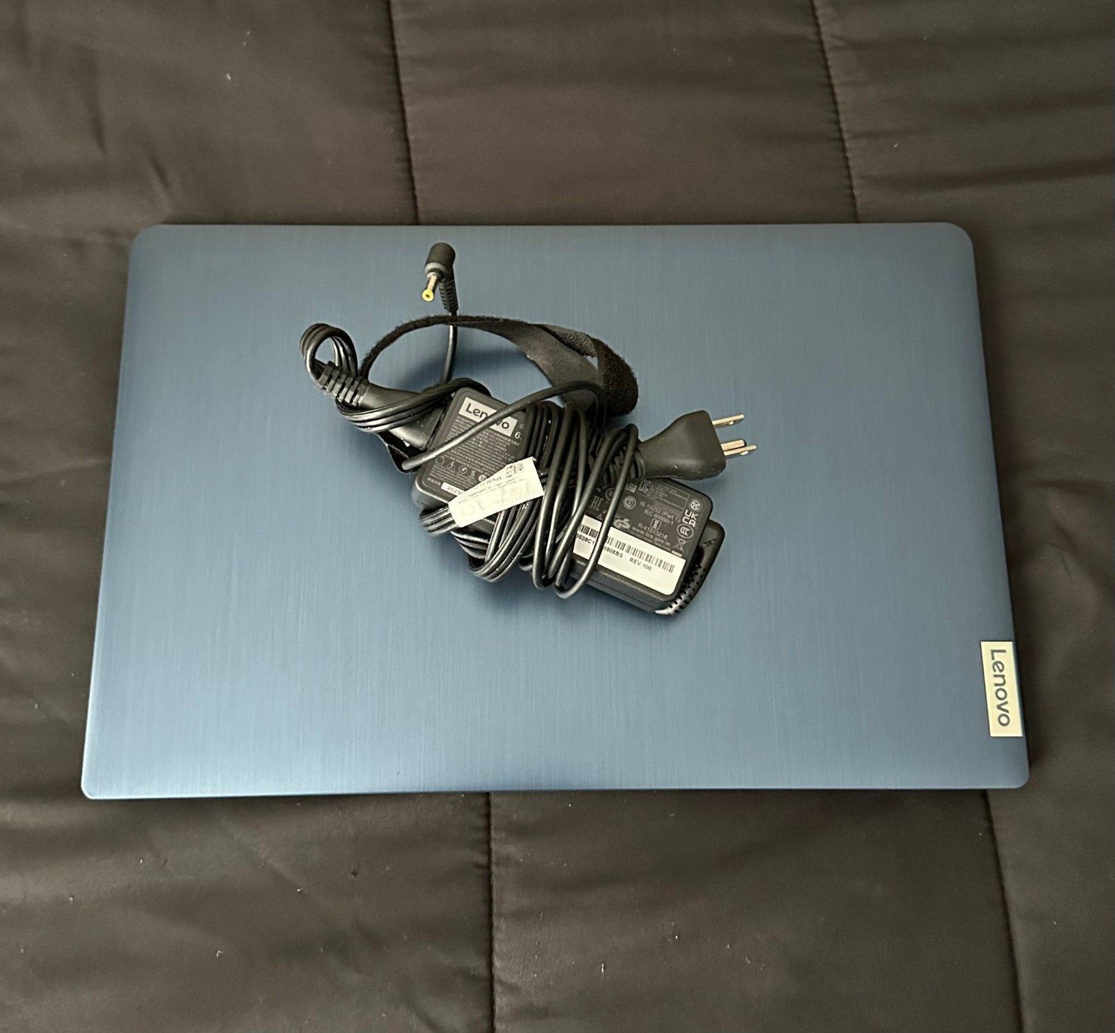 Lenovo IdeaPad 3 15ITL6 15.6″512GB Abyss Blue