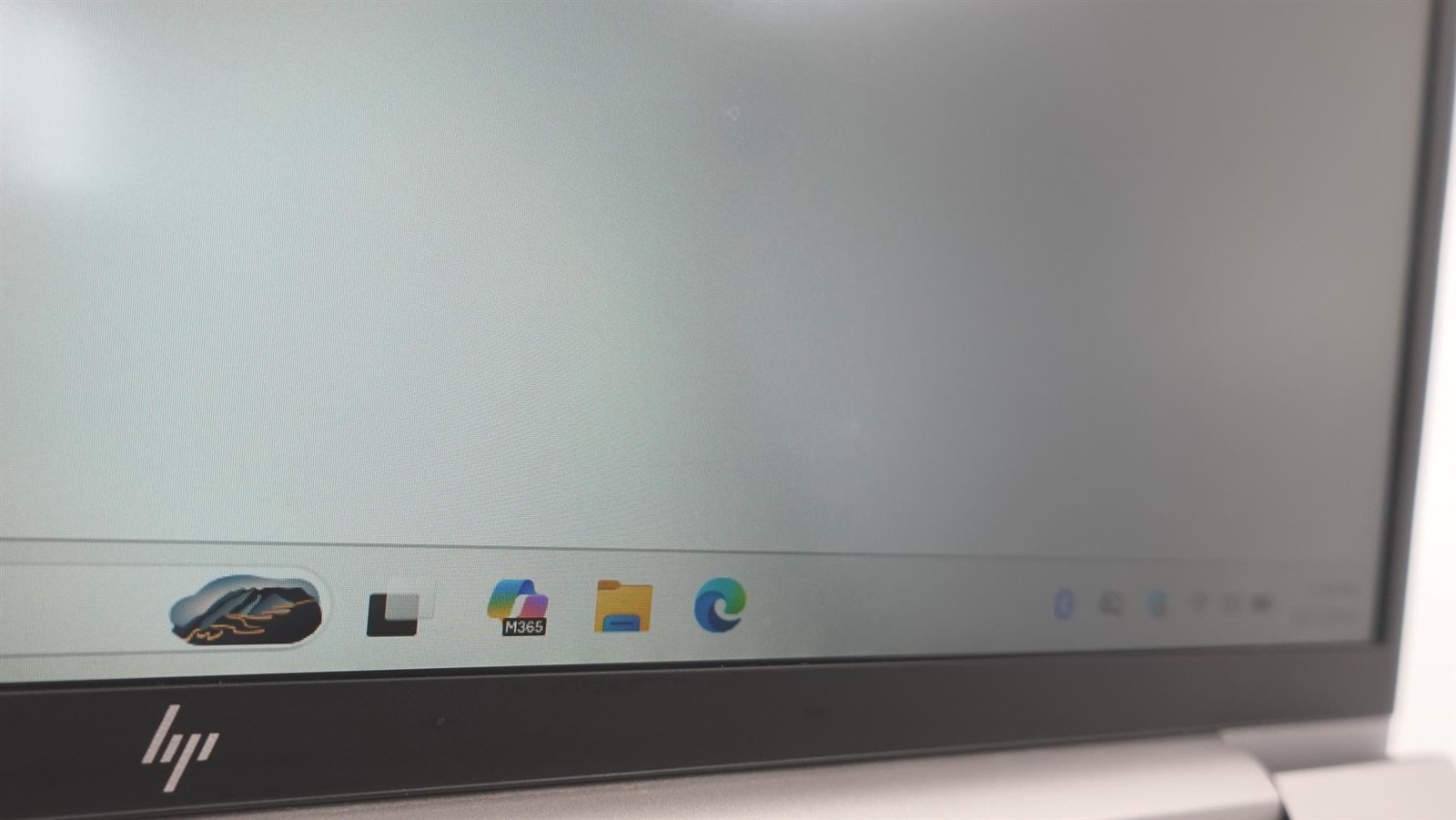 HP ZBOOK Firefly G9 Mobile WS 14″ Core i7-1270P 2.20GHz 16GB 256GB SSD
