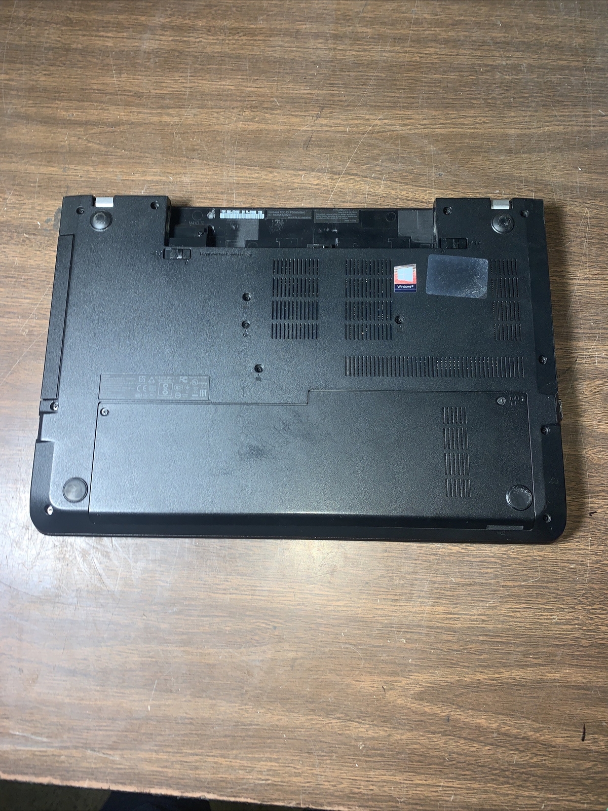 LENOVO E570 INTEL CORE I5 7TH GEN 8GB RAM **NO POWER ON/ BIOS L0CKED **NO HD