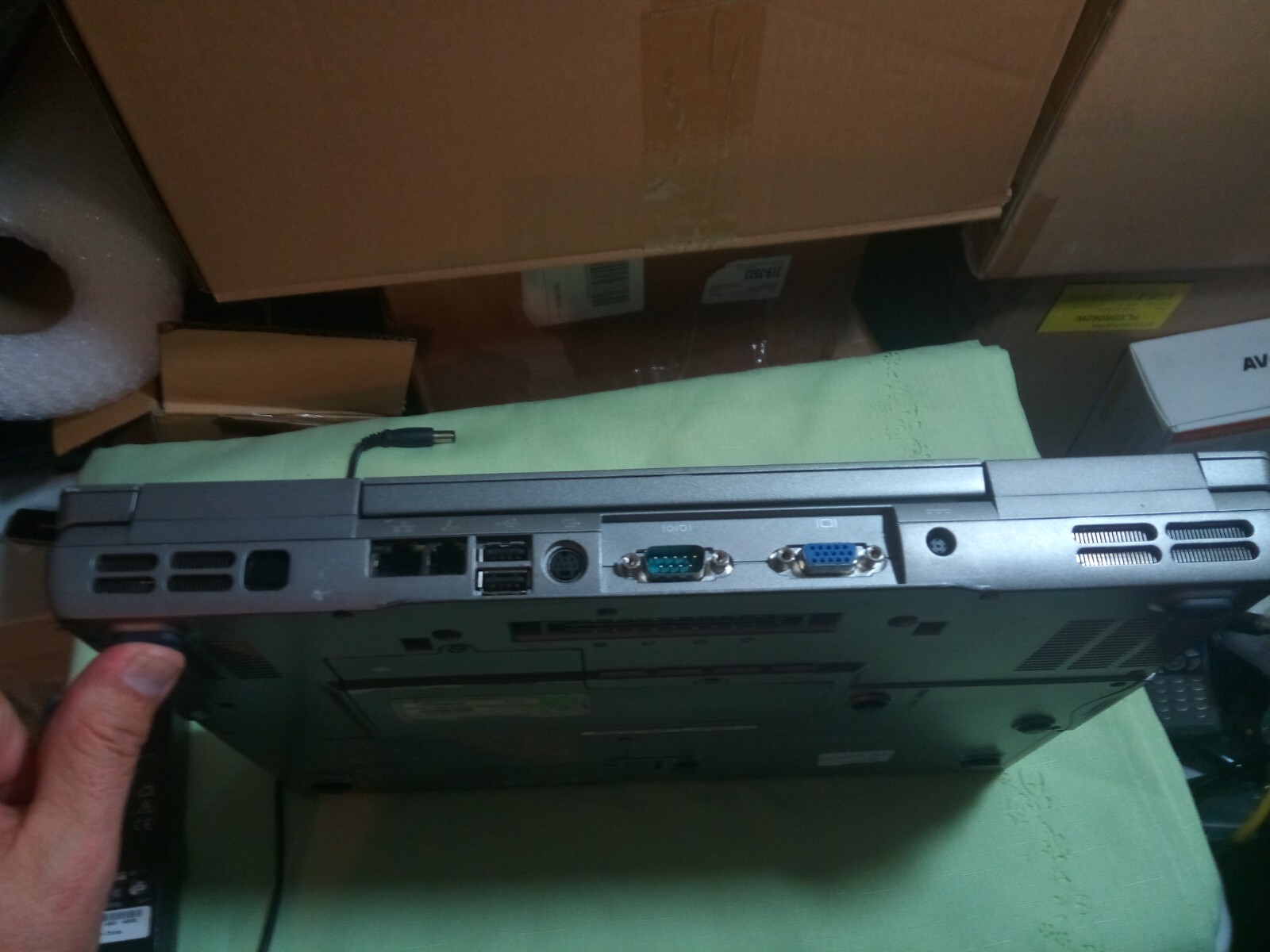 DELL LATITUDE D810 1.86GHZ 2GBRAM 60GBHDD OFFICE2007 1920X1200 ATI RADEON X600