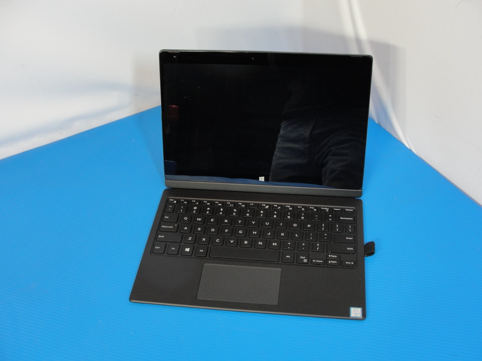 Dell Latitude 7275 12.5″ Tablet, Intel m5-6Y57 1.10GHz, 8GB 128GB SSD /READ