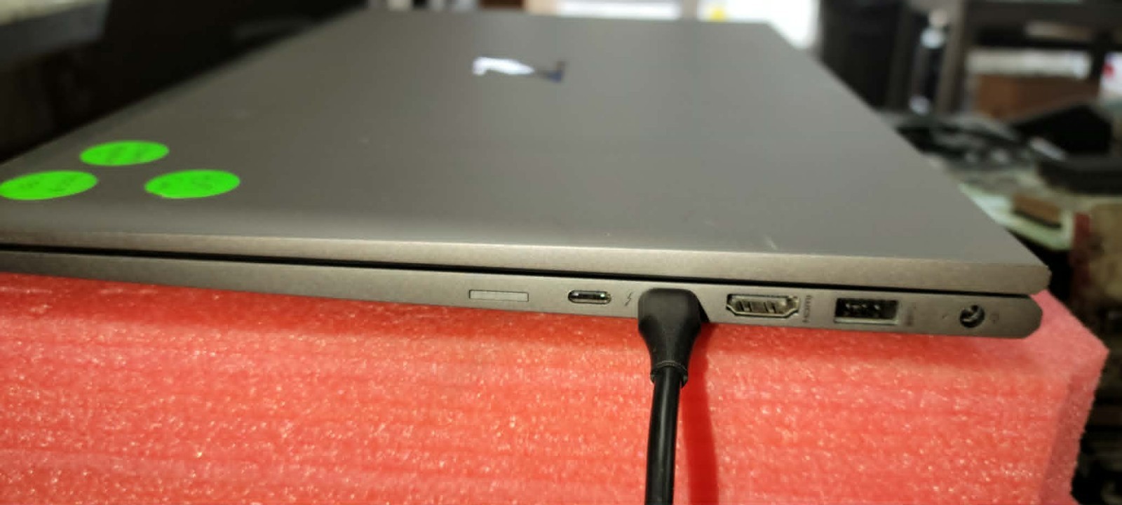 HP ZBook Firefly 15 G7 Mobile Workstation i7-10510U@1.8GHz 4GB No SSD/OS Works