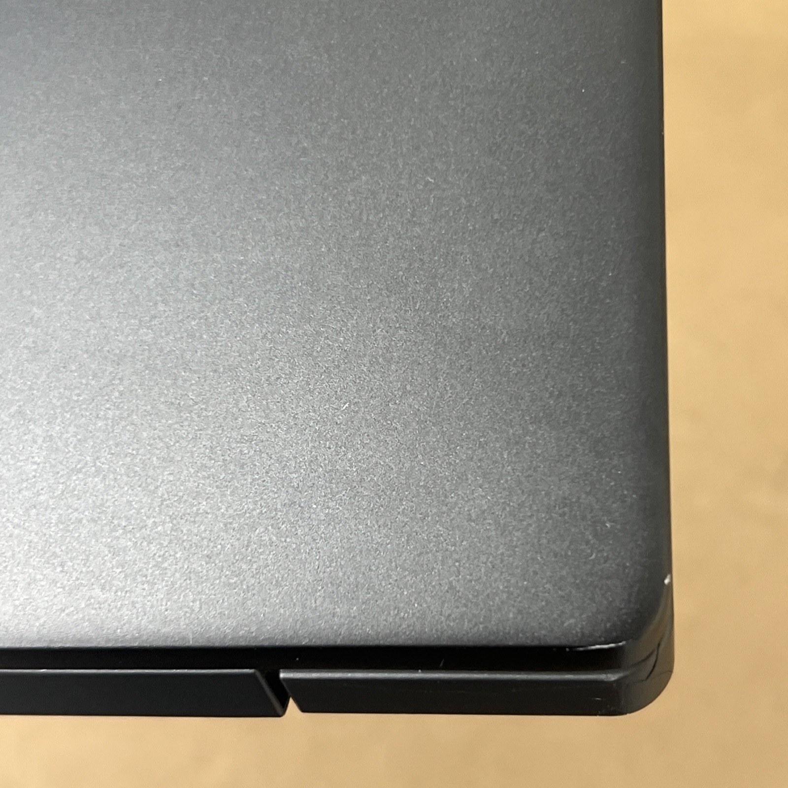 Lenovo IdeaPad S340-IIL Touch i3-1005G1 8GB Ram 256GB – Fair *For Parts, Read*