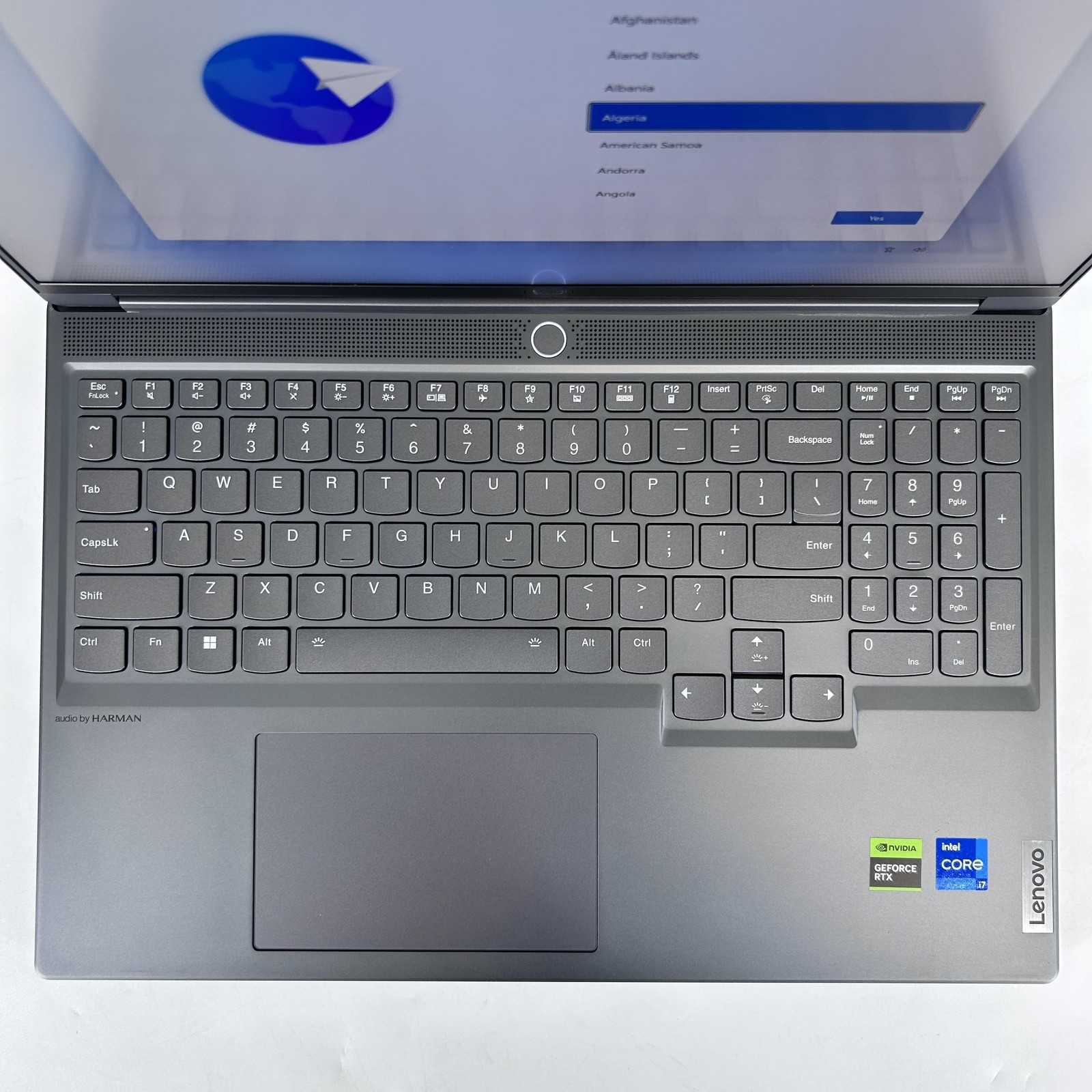Lenovo Legion Slim 7i 16 240Hz QHD+ 2.4 GHz i7-13700H 16GB 1TB SSD RTX 4060