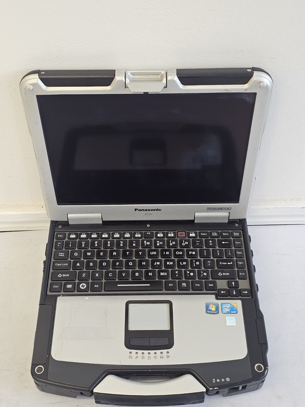 Panasonic Toughbook CF-31 Laptop – Intel i5-M520 – 2GB RAM – BAD BATT – READ