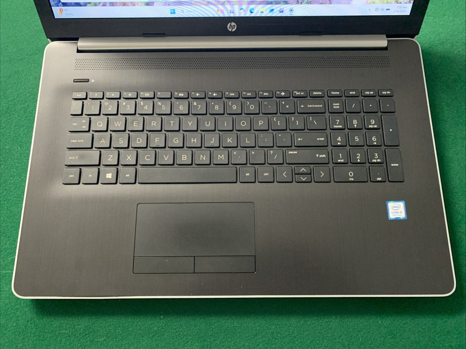 hp notebook-17-by1953cl i5-8265 1.60GHz 16GB 256GB – Windows 11