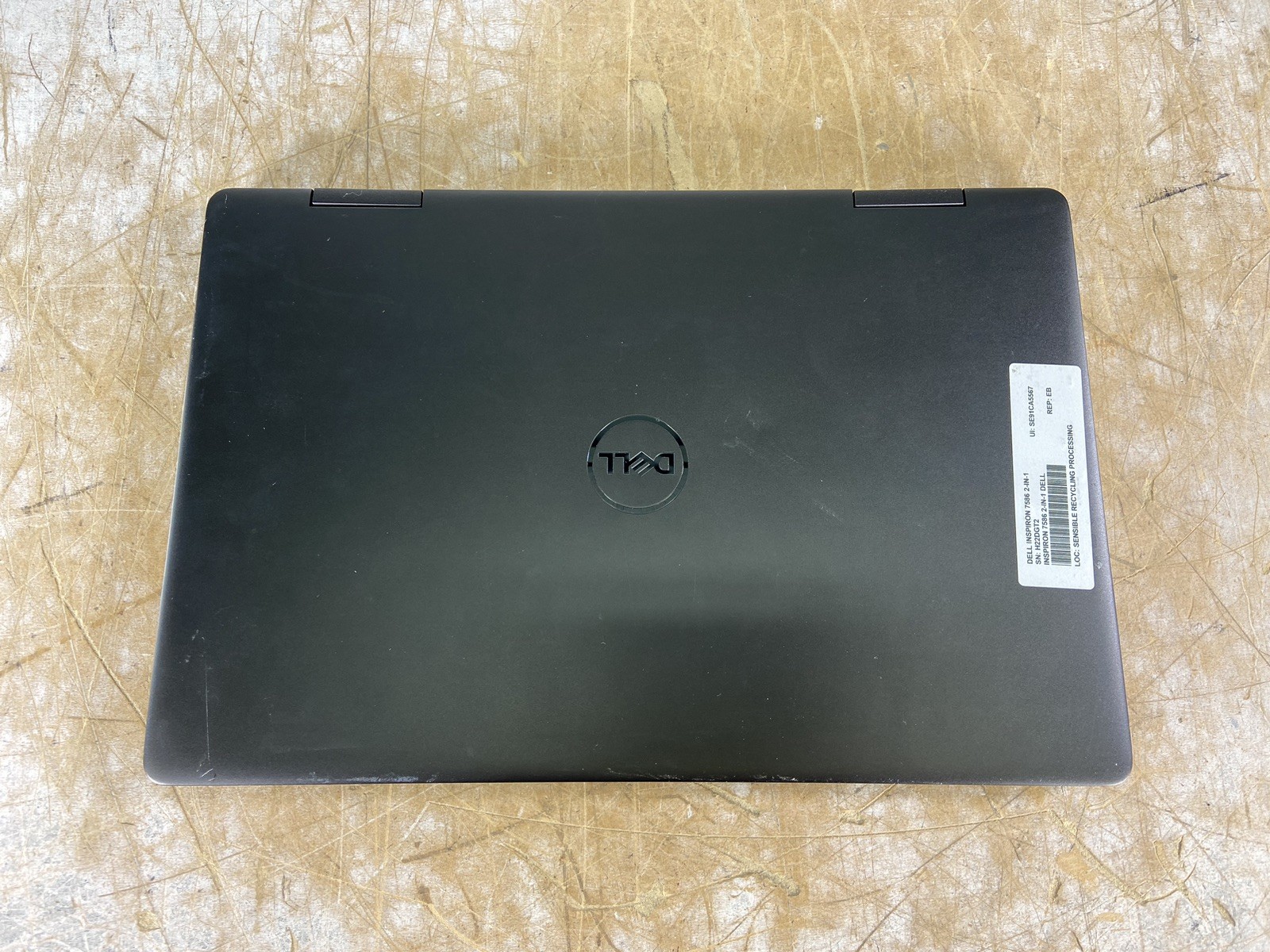 DELL INSPIRON 7586 2-IN-1 i7-8565U @ 1.80GHz, 8GB RAM, NO HDD/OS