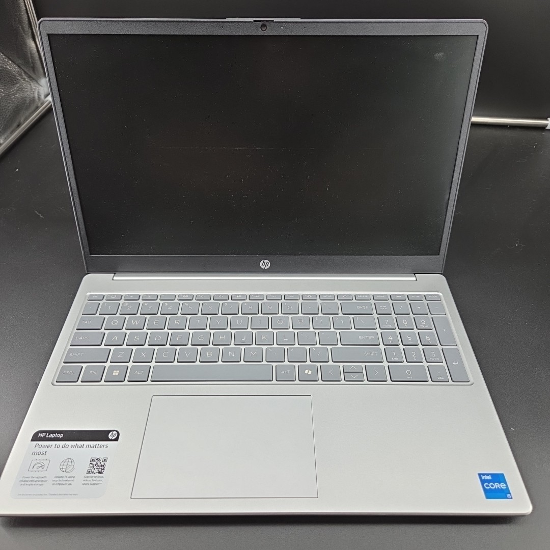 HP 15-fd0259wm 15.6″ FHD i5-1334U 1.3GHz Intel UHD Graphics 8GB RAM 477GB (EFA)