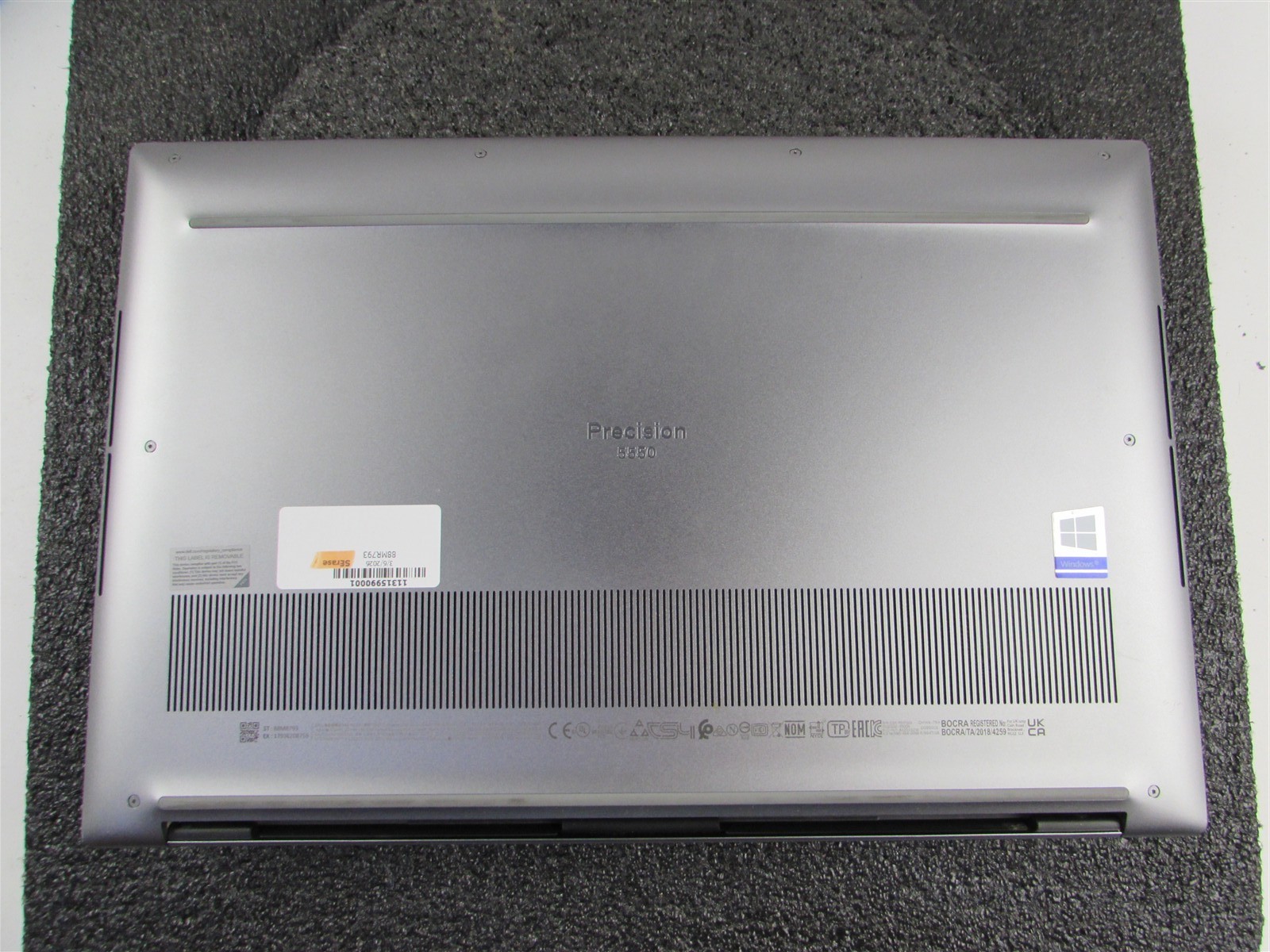 DELL PRECISION 5550 1920X1200 FHD CORE I7-10850H 512GB SSD 32GB RAM T1000 WIN 11