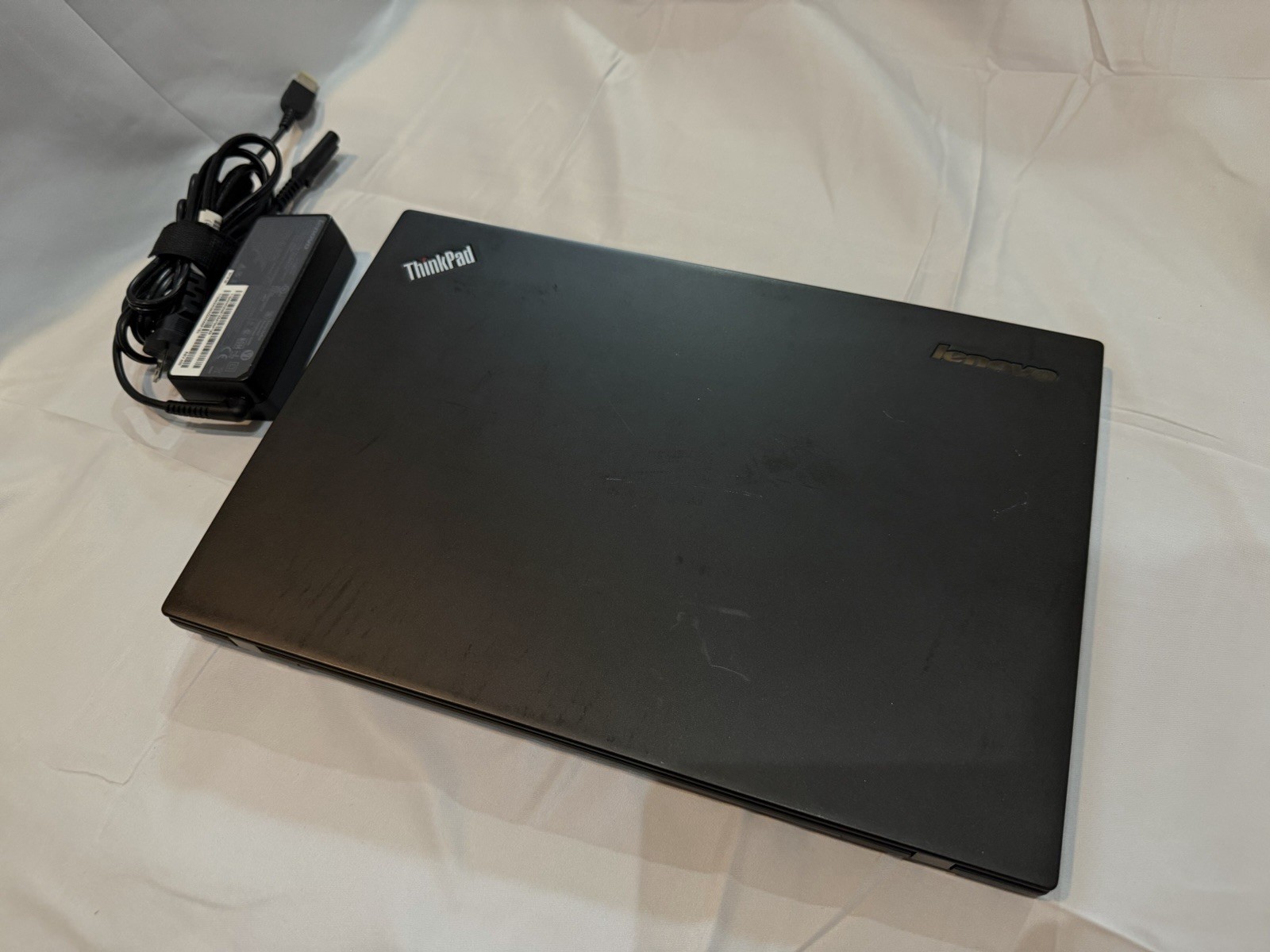 Lenovo ThinkPad T440s | 14in | 256 GB SSD | 12 GB RAM | i5-4300U | Win10